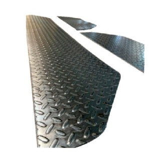 Fender Back 71"X11.750" 14GA Square Diamond Plated