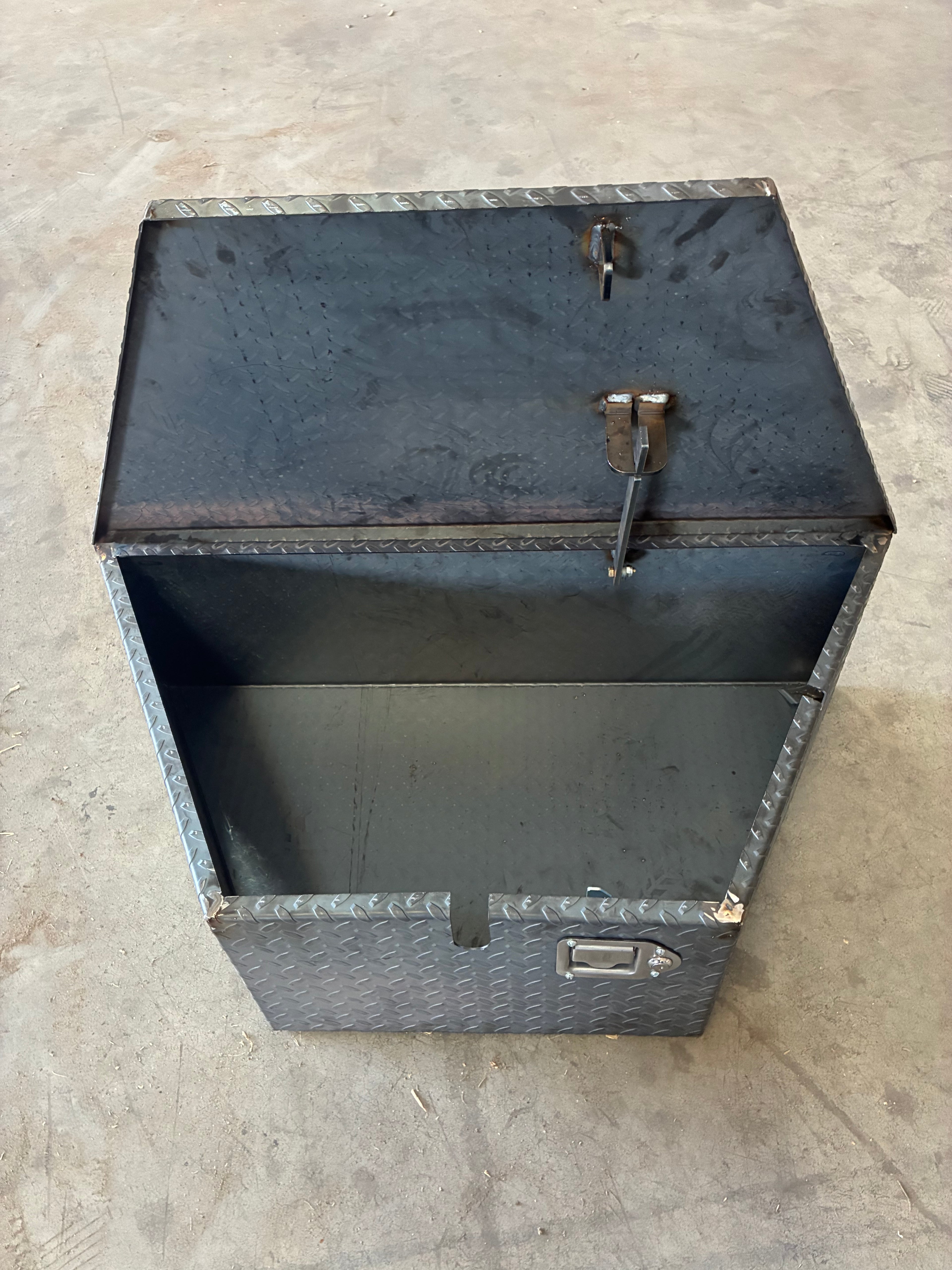 Toolbox Diamond Plate